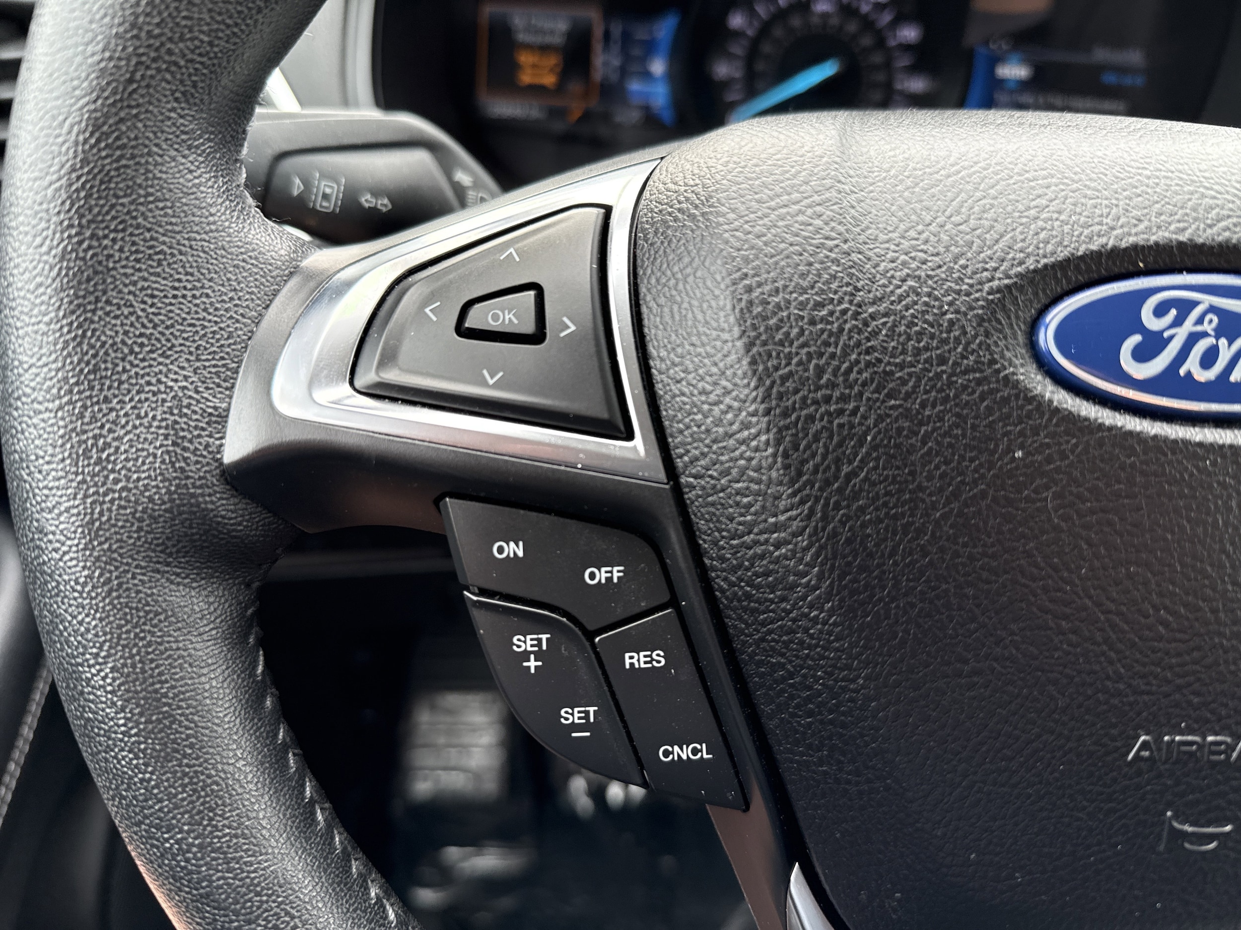2022 Ford Edge Titanium - Photo 18