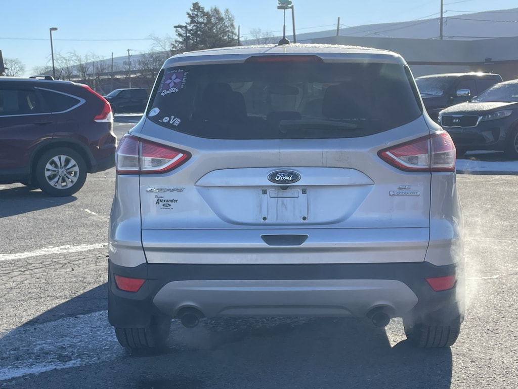Used 2016 Ford Escape SE SUV