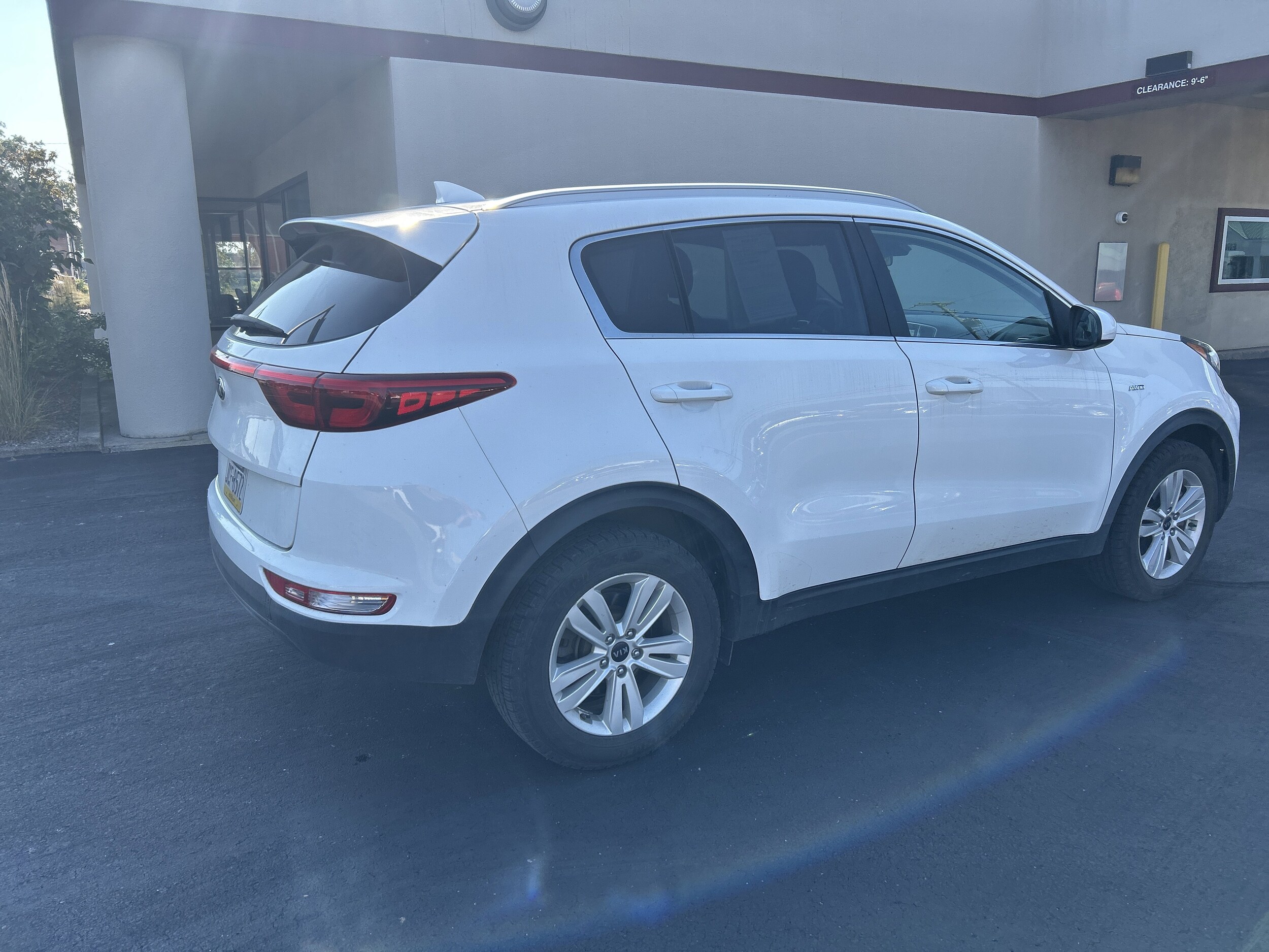 2019 Kia Sportage LX photo 3