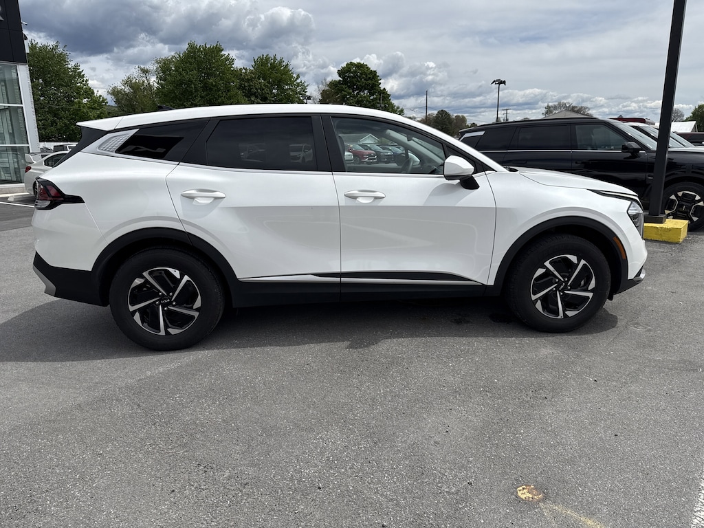 Certified 2023 Kia Sportage Hybrid LX SUV