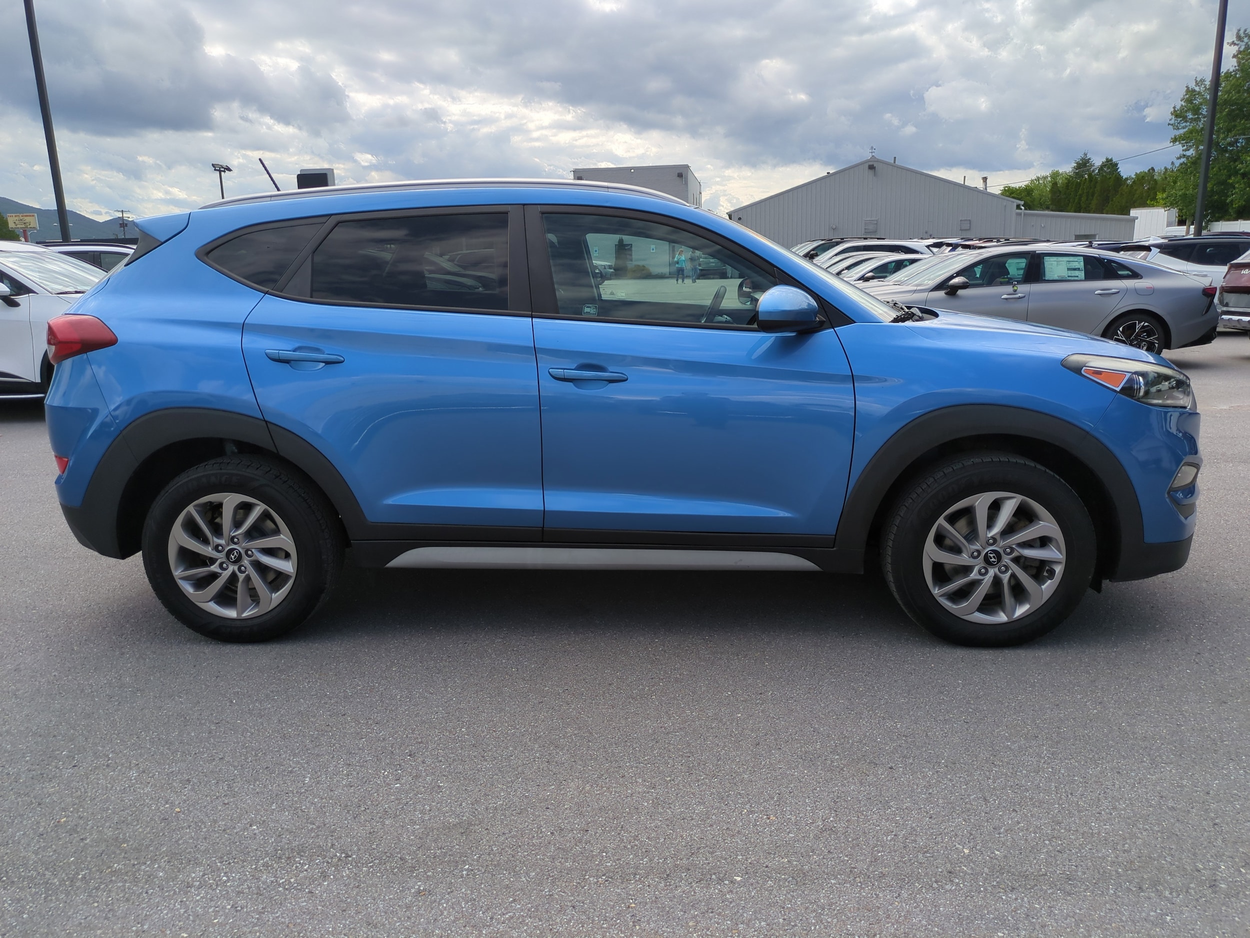 Used 2017 Hyundai Tucson SE with VIN KM8J3CA43HU495373 for sale in Montoursville, PA
