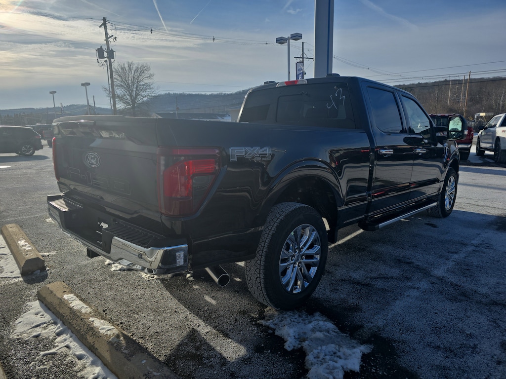 New 2025 Ford F-150 XLT Truck SuperCrew Cab