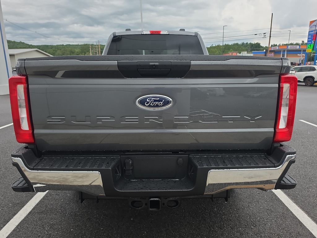 New 2026 Ford Super Duty F-250 XLT Truck Super Cab