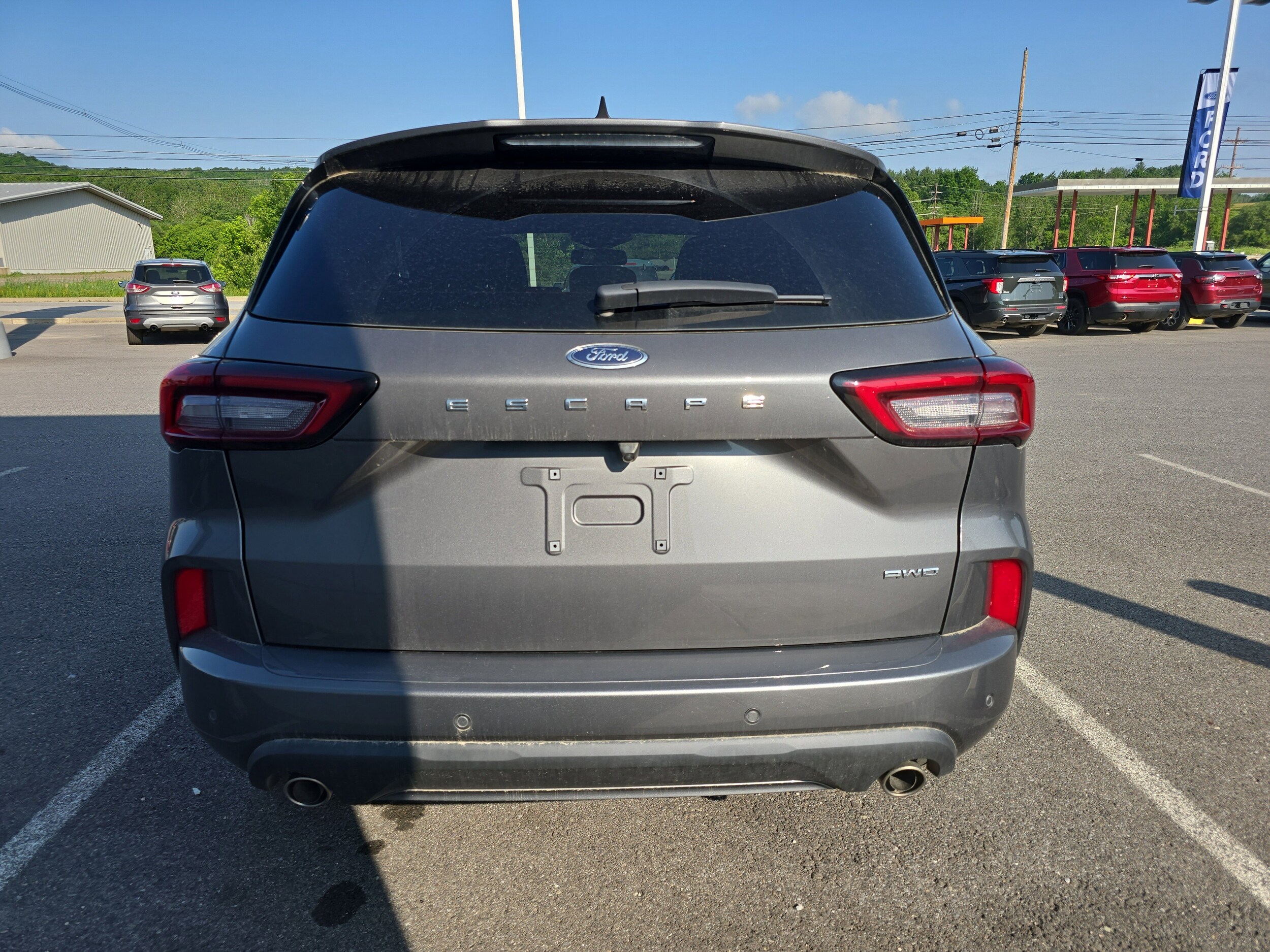 2024 Ford Escape ST-Line Elite photo 3