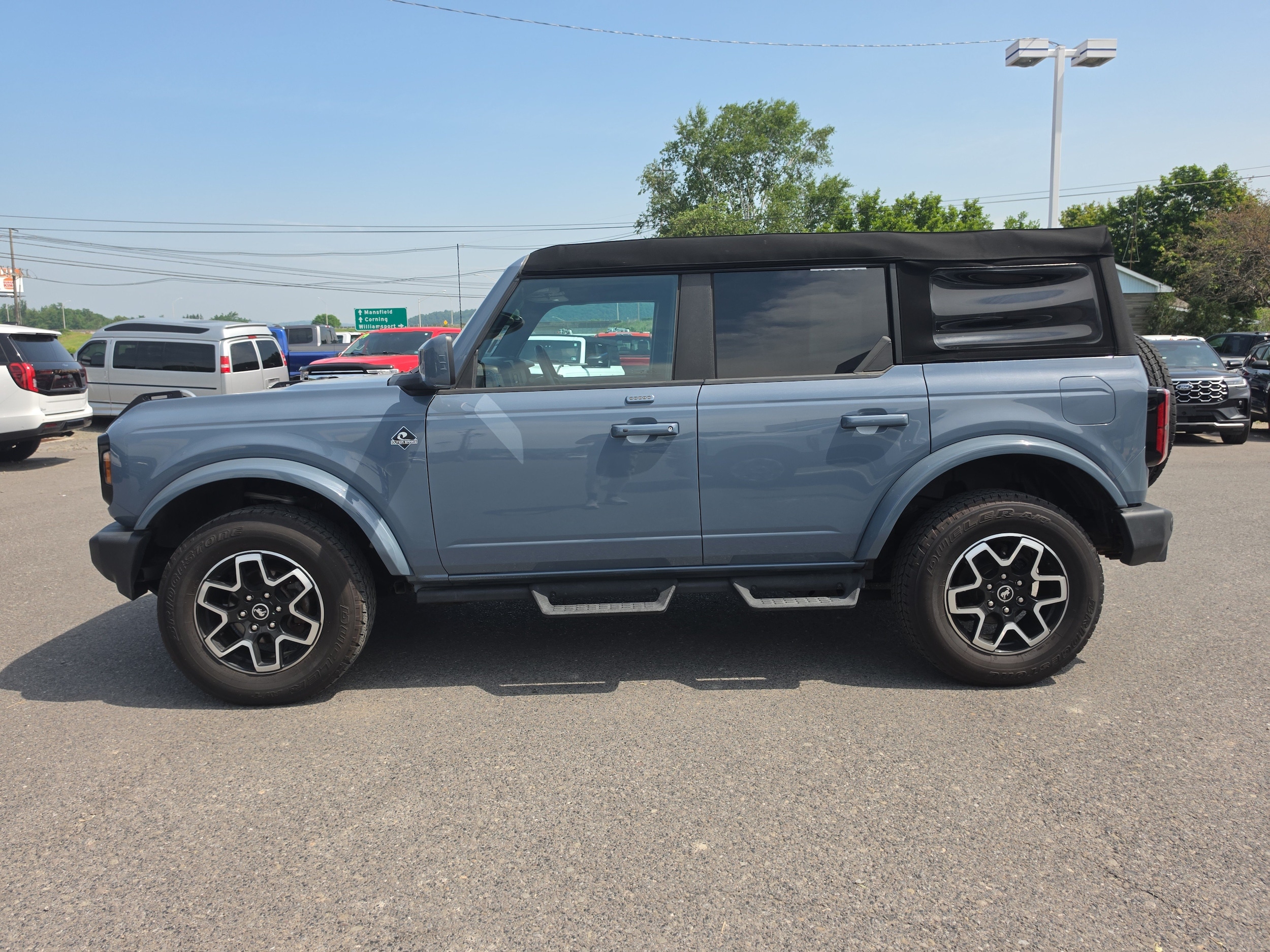 2023 Ford Bronco 4-Door Outer Banks - Photo 7
