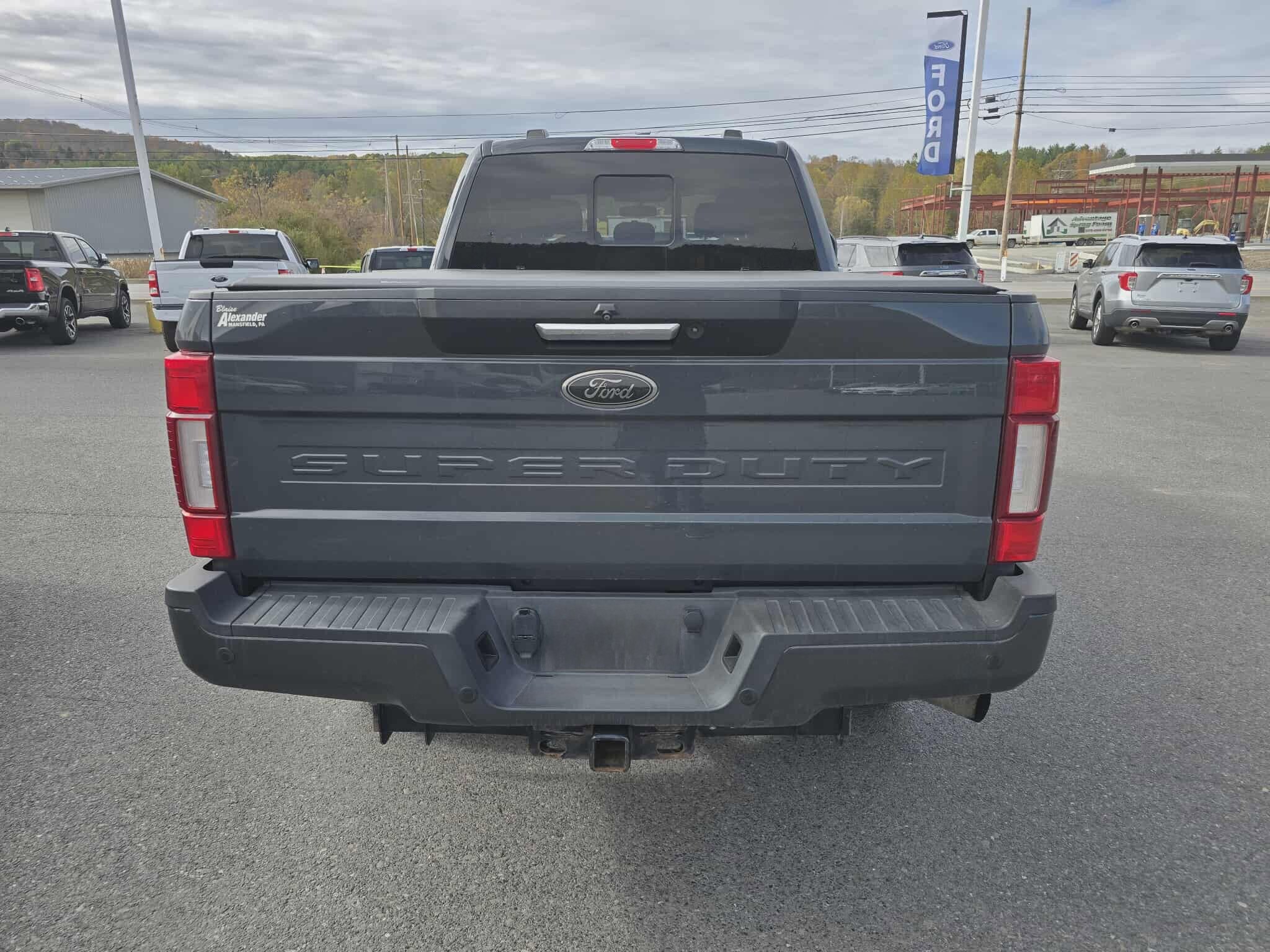 2021 Ford F-250 Lariat photo 4