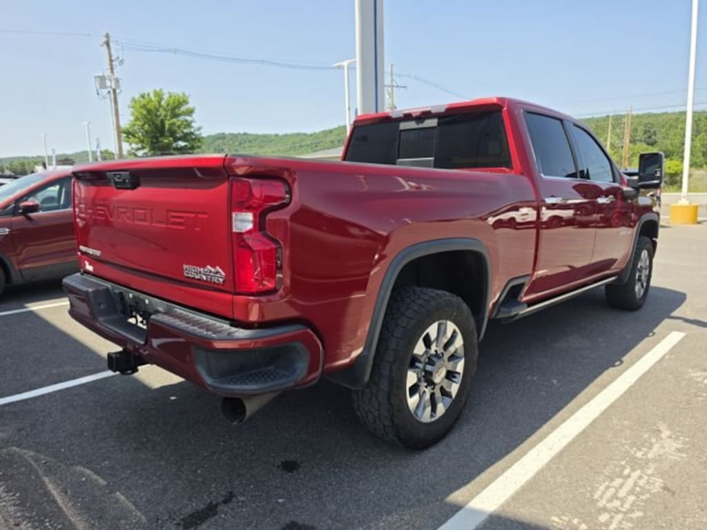 Used 2022 Chevrolet Silverado 3500HD High Country Truck Crew Cab