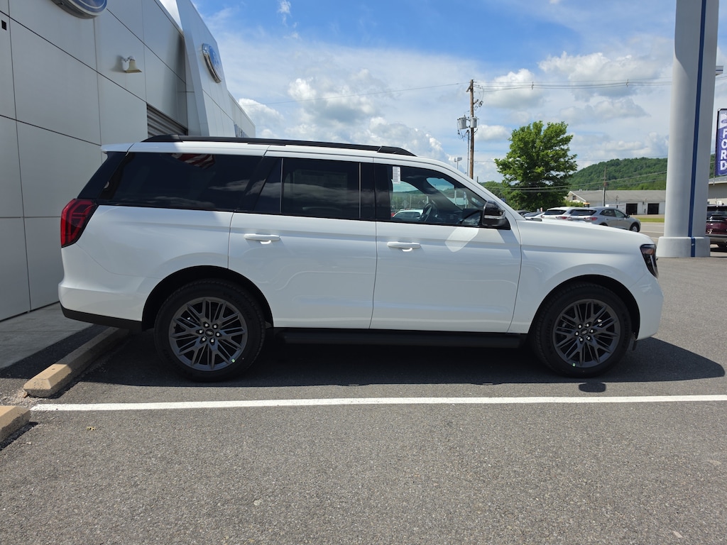 New 2026 Ford Expedition Platinum SUV