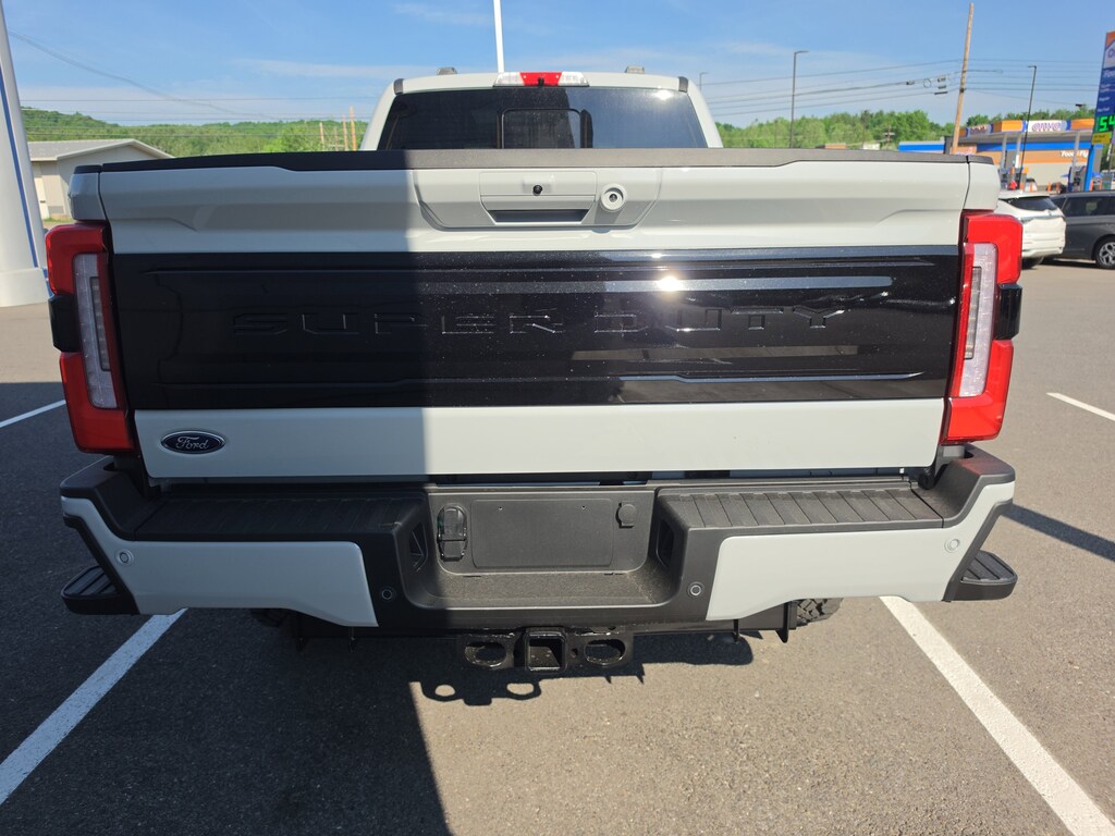 New 2026 Ford Super Duty F-350 SRW Truck Crew Cab