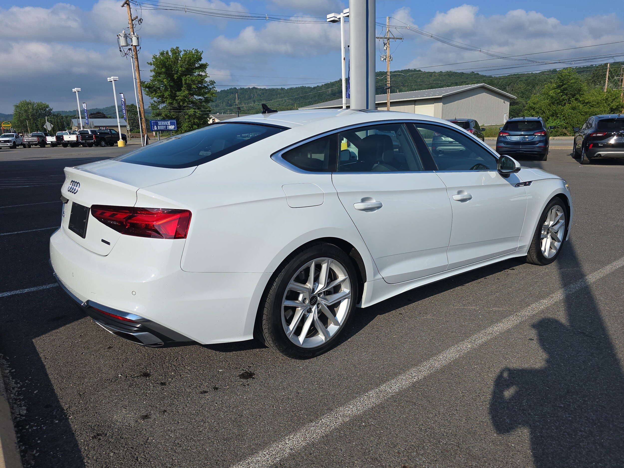 2024 Audi A5 S line Premium Plus 45 TFSI Quattro photo 3
