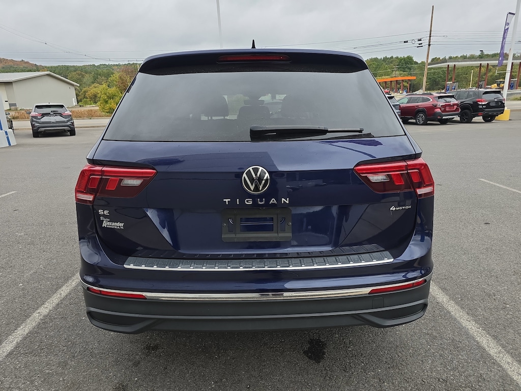 Used 2022 Volkswagen Tiguan SE SUV