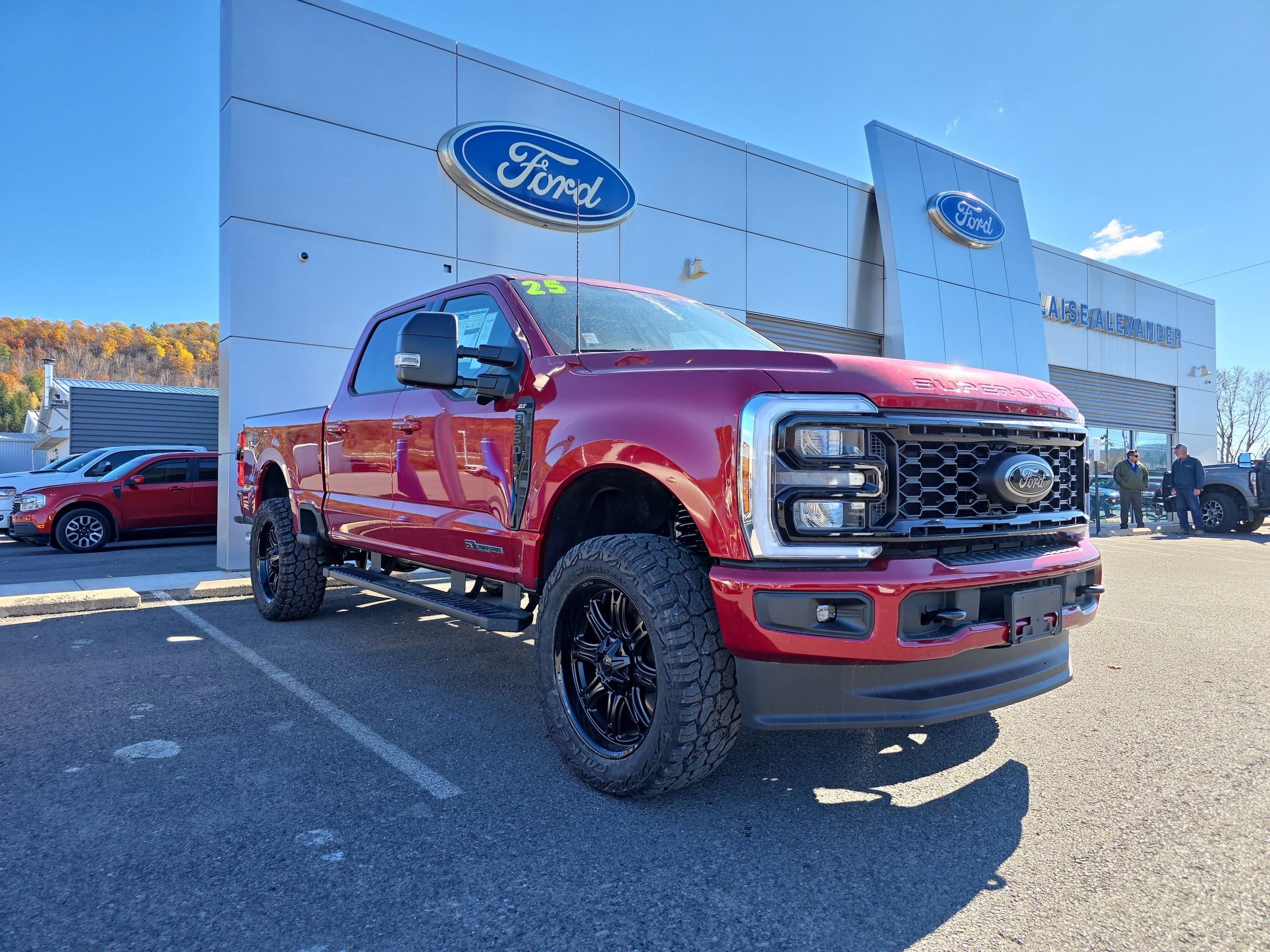 2025 Ford F-250 Super Duty XLT's photo