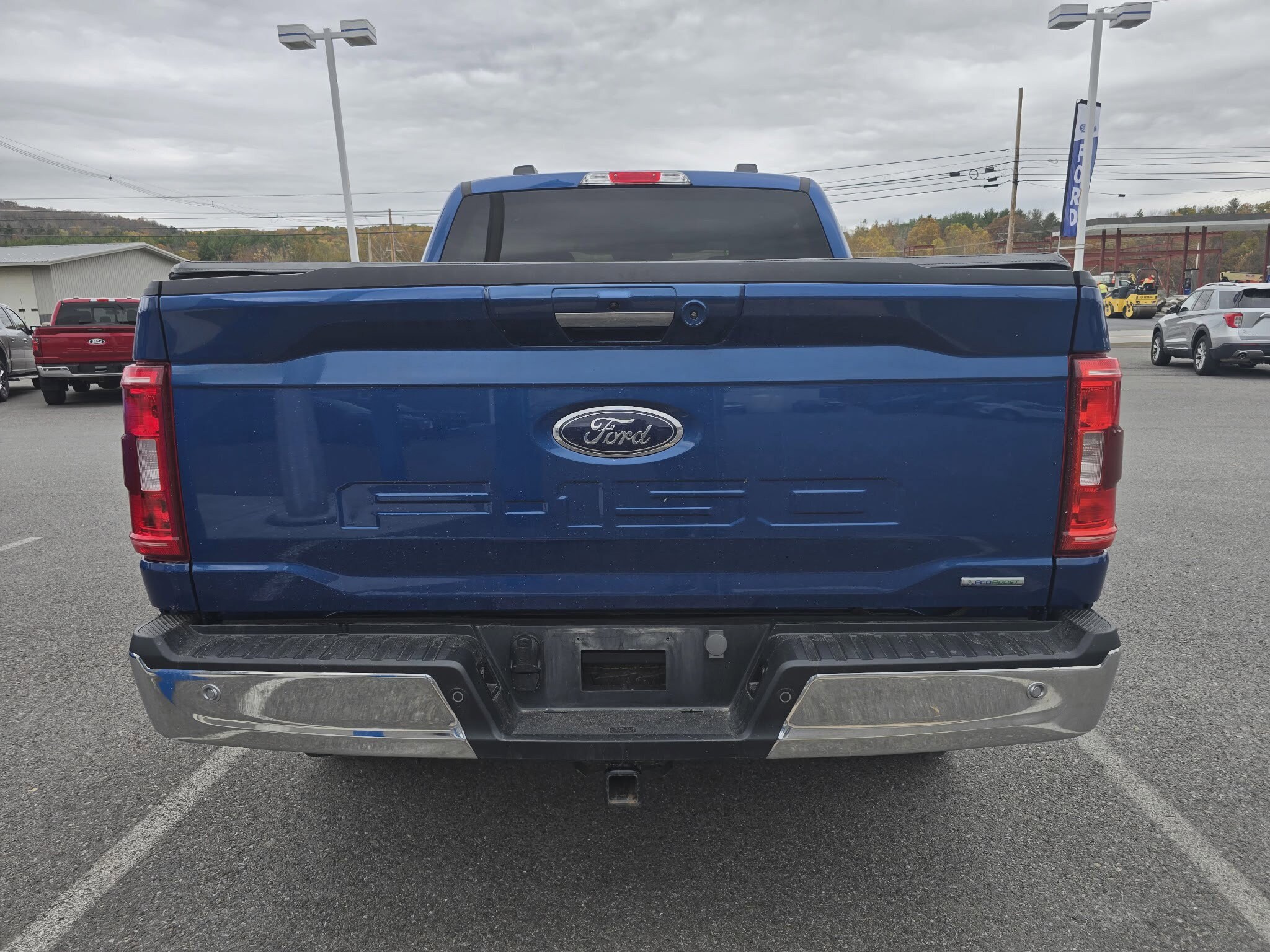 2023 Ford F-150 XLT photo 4