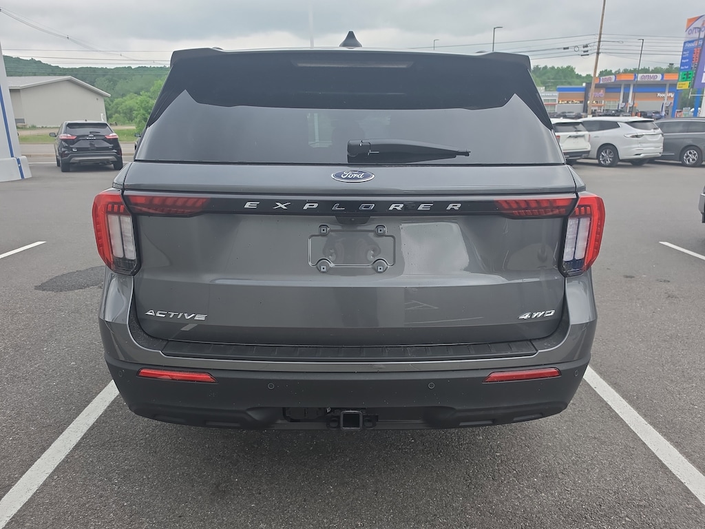 New 2026 Ford Explorer Active w/200A Pkg SUV