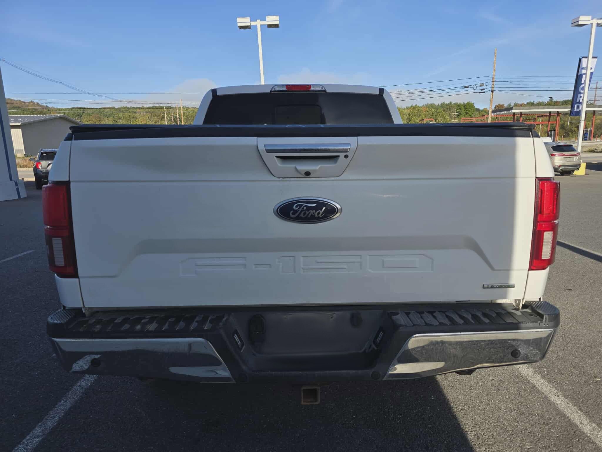 2020 Ford F-150 Lariat photo 3