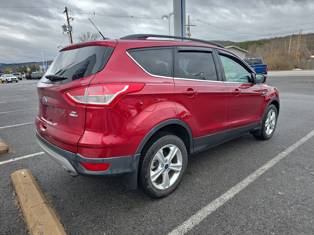Used 2016 Ford Escape SE SUV