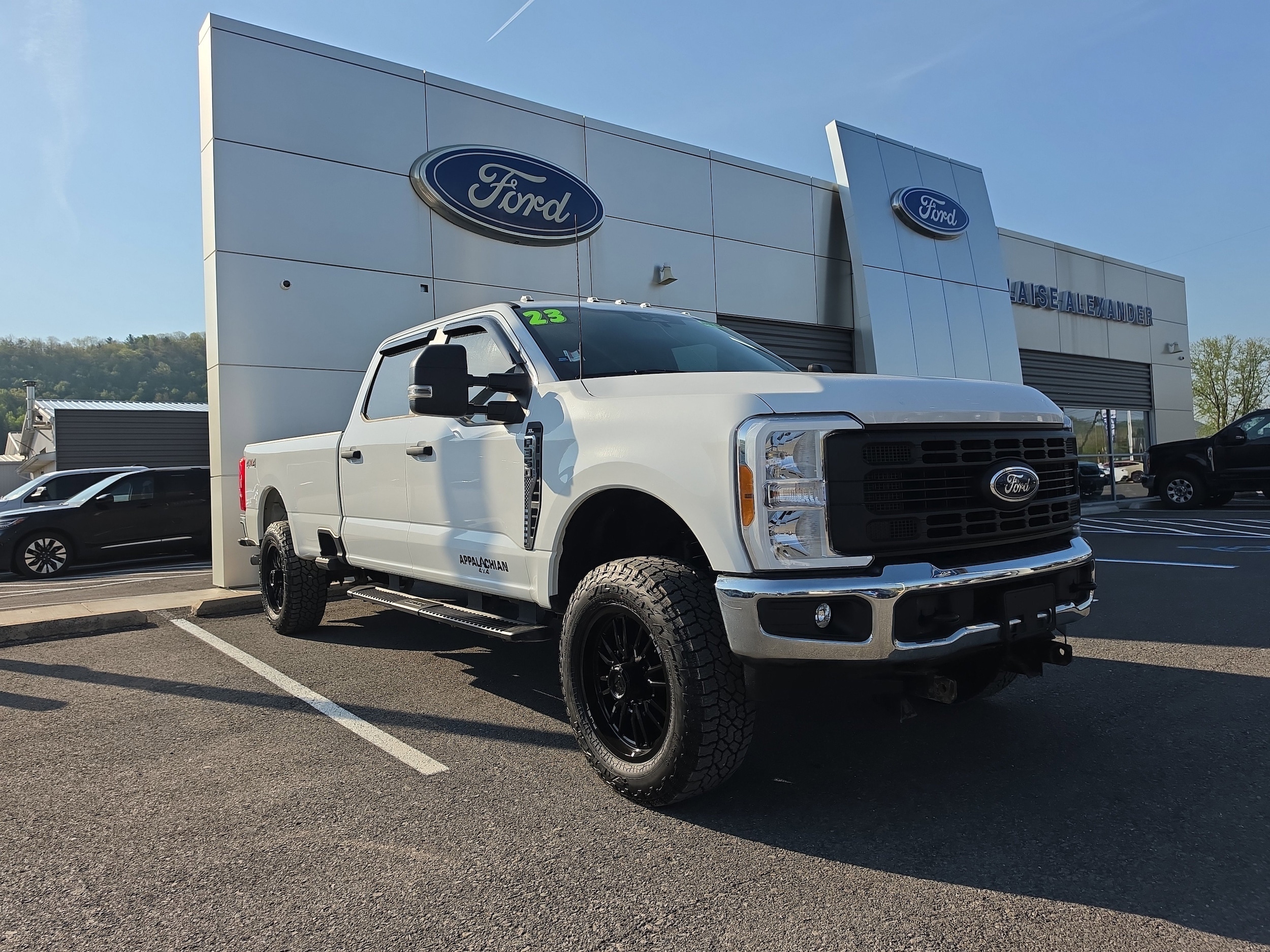 2023 Ford F-350 XL 4x4 Crew Cab 8' Box SRW's photo