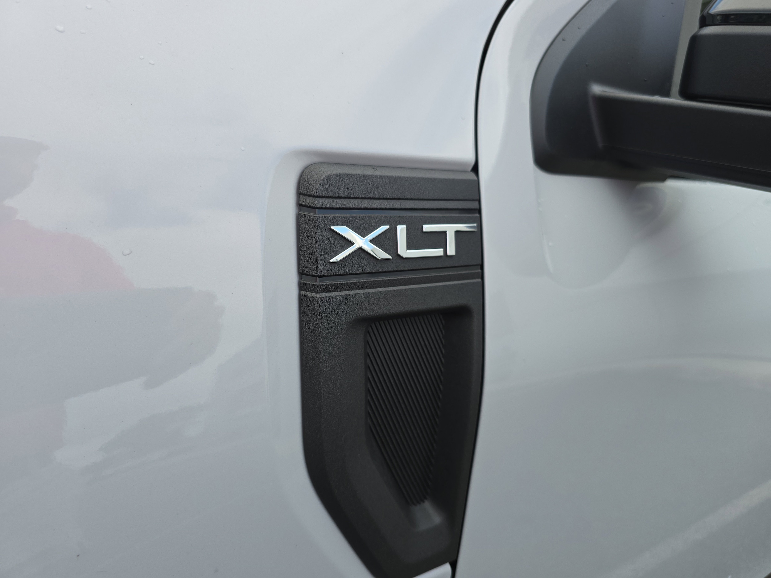2025 Ford Maverick XLT - Photo 12