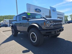 2025 Ford Bronco Badlands SUV