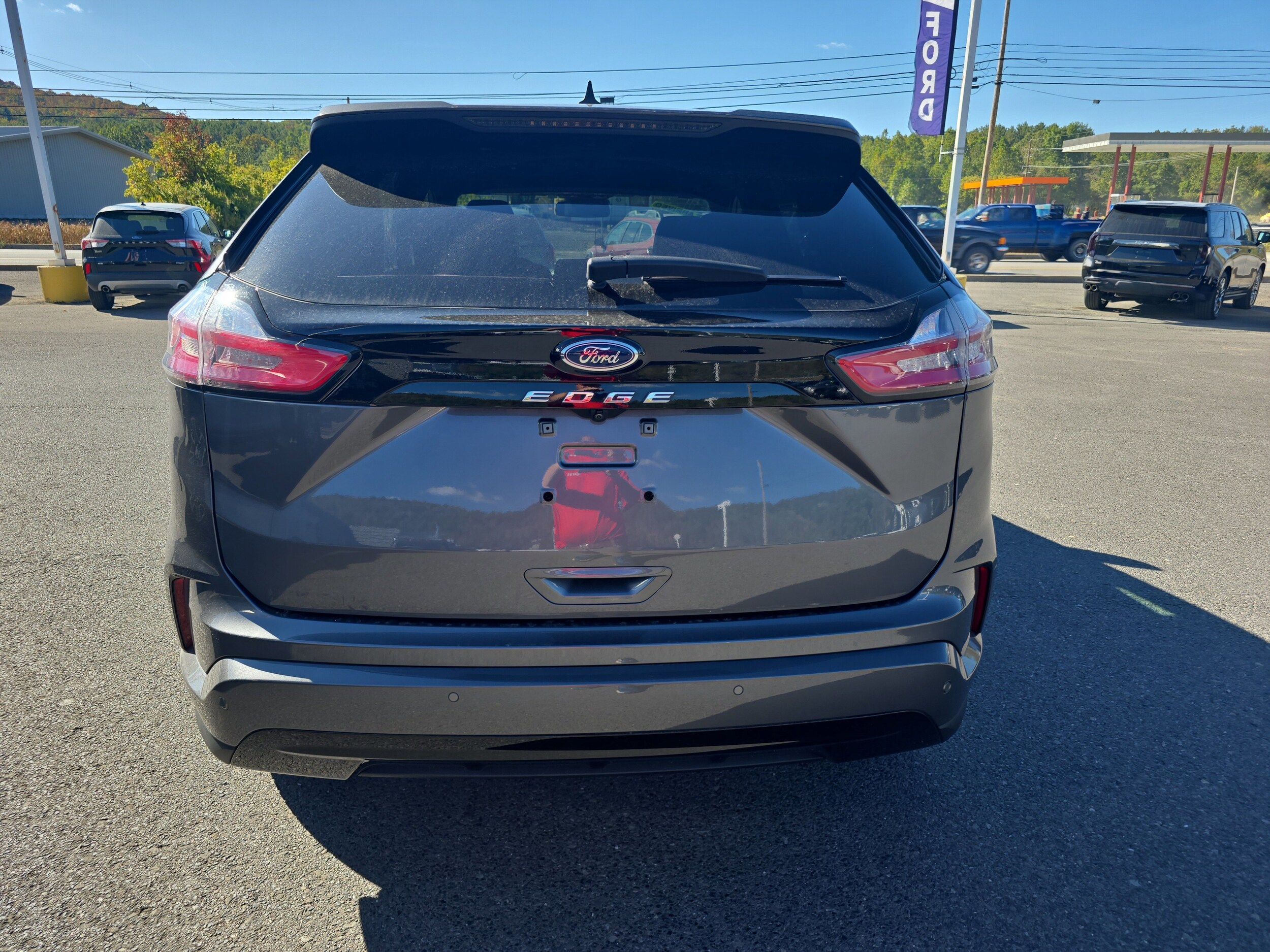 2022 Ford Edge ST-Line photo 3
