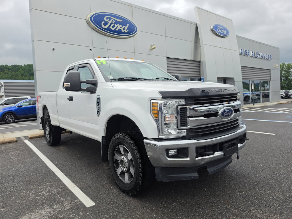 Used 2019 Ford Super Duty F-250 SRW XLT Truck Super Cab