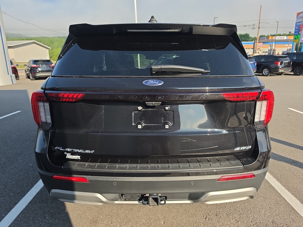Used 2025 Ford Explorer Platinum SUV