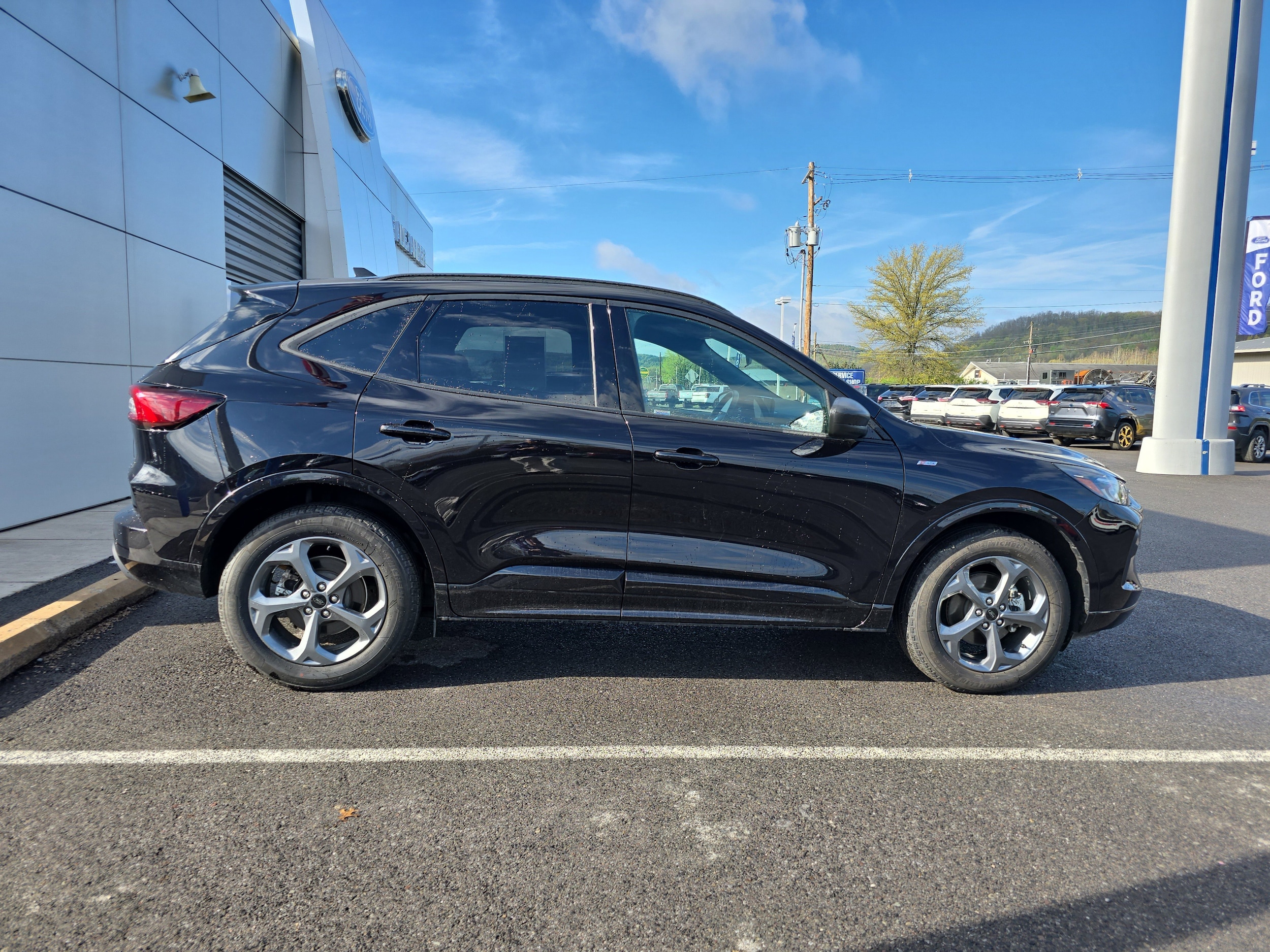 Used 2024 Ford Escape ST-Line with VIN 1FMCU9MN0RUA90442 for sale in Mansfield, PA