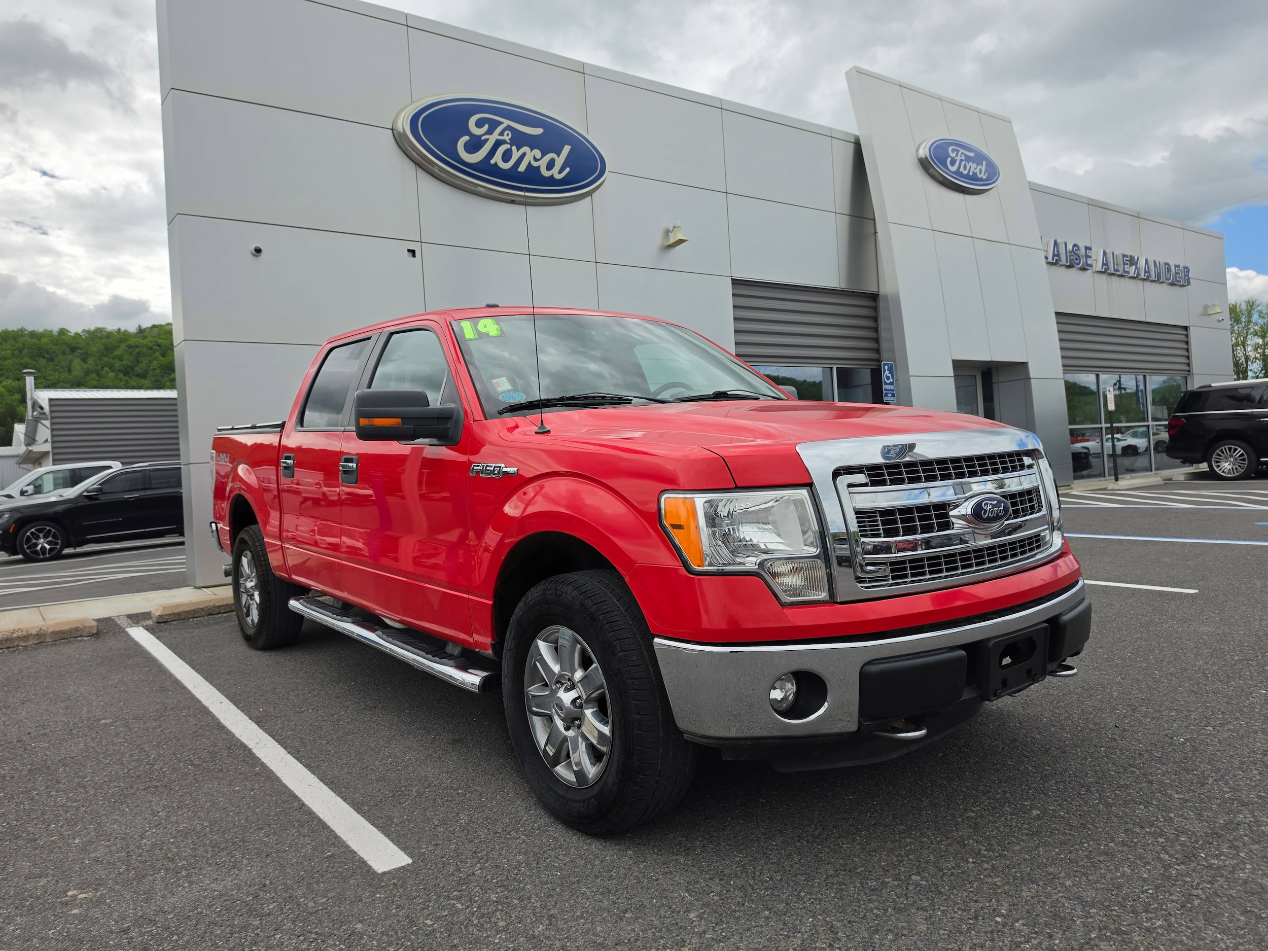 2014 Ford F-150 XLT 4x4 SuperCrew 145-in's photo