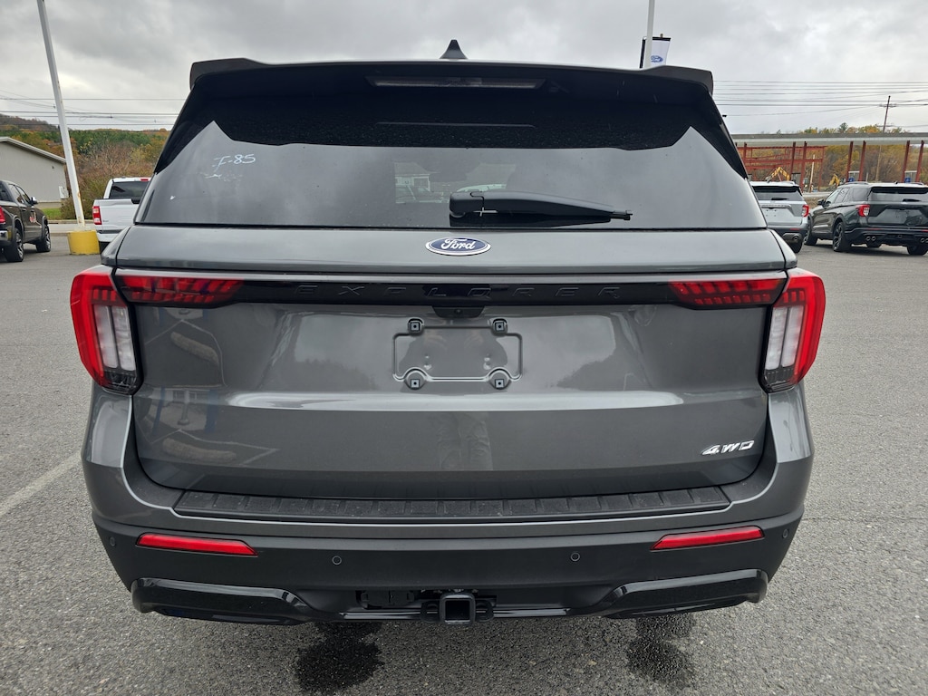 New 2026 Ford Explorer ST-Line SUV