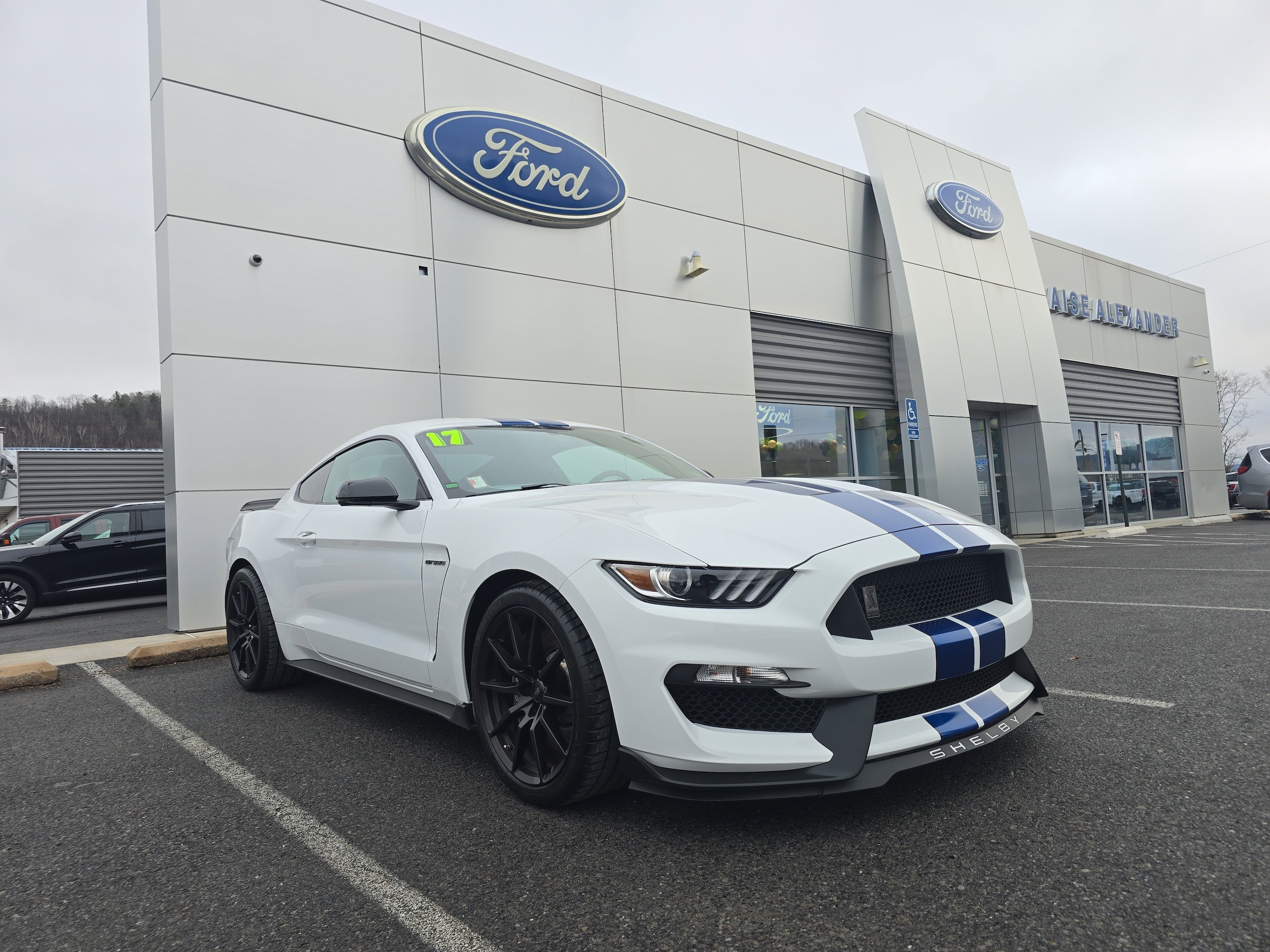 2017 Ford Mustang Shelby GT350's photo