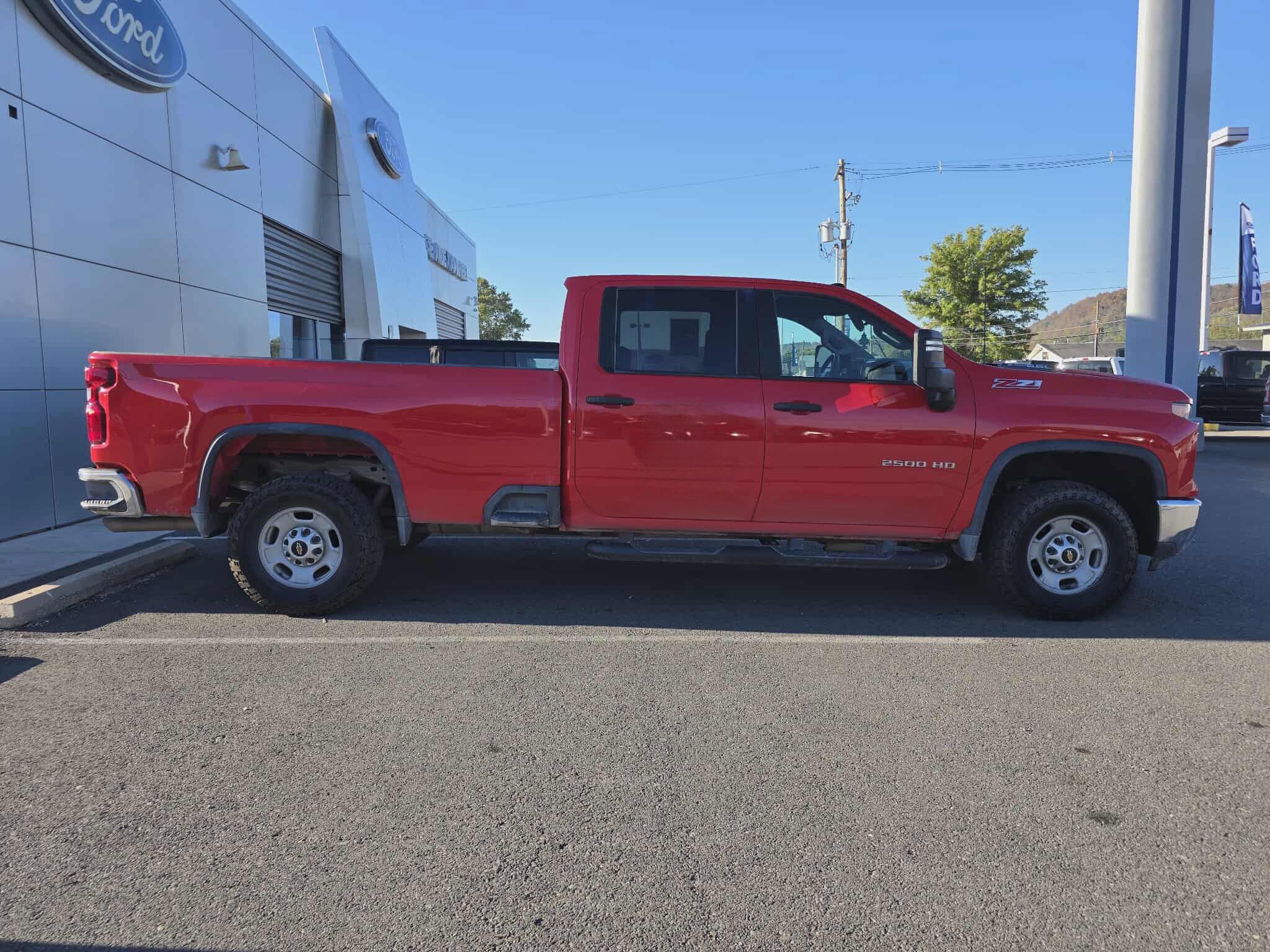 2024 Chevrolet Silverado 2500HD Work Truck photo 2
