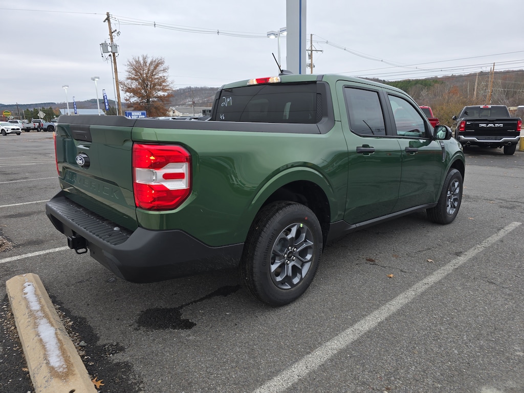 New 2025 Ford Maverick XLT Truck SuperCrew