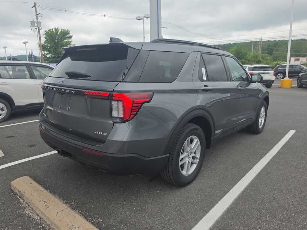 New 2026 Ford Explorer Active w/200A Pkg SUV