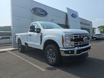 2025 Ford Super Duty F-350 XLT Truck Regular Cab