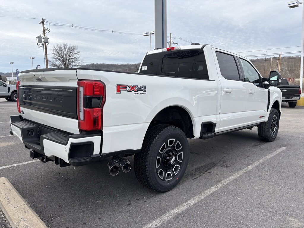 New 2026 Ford Super Duty F-350 Platinum Truck Crew Cab