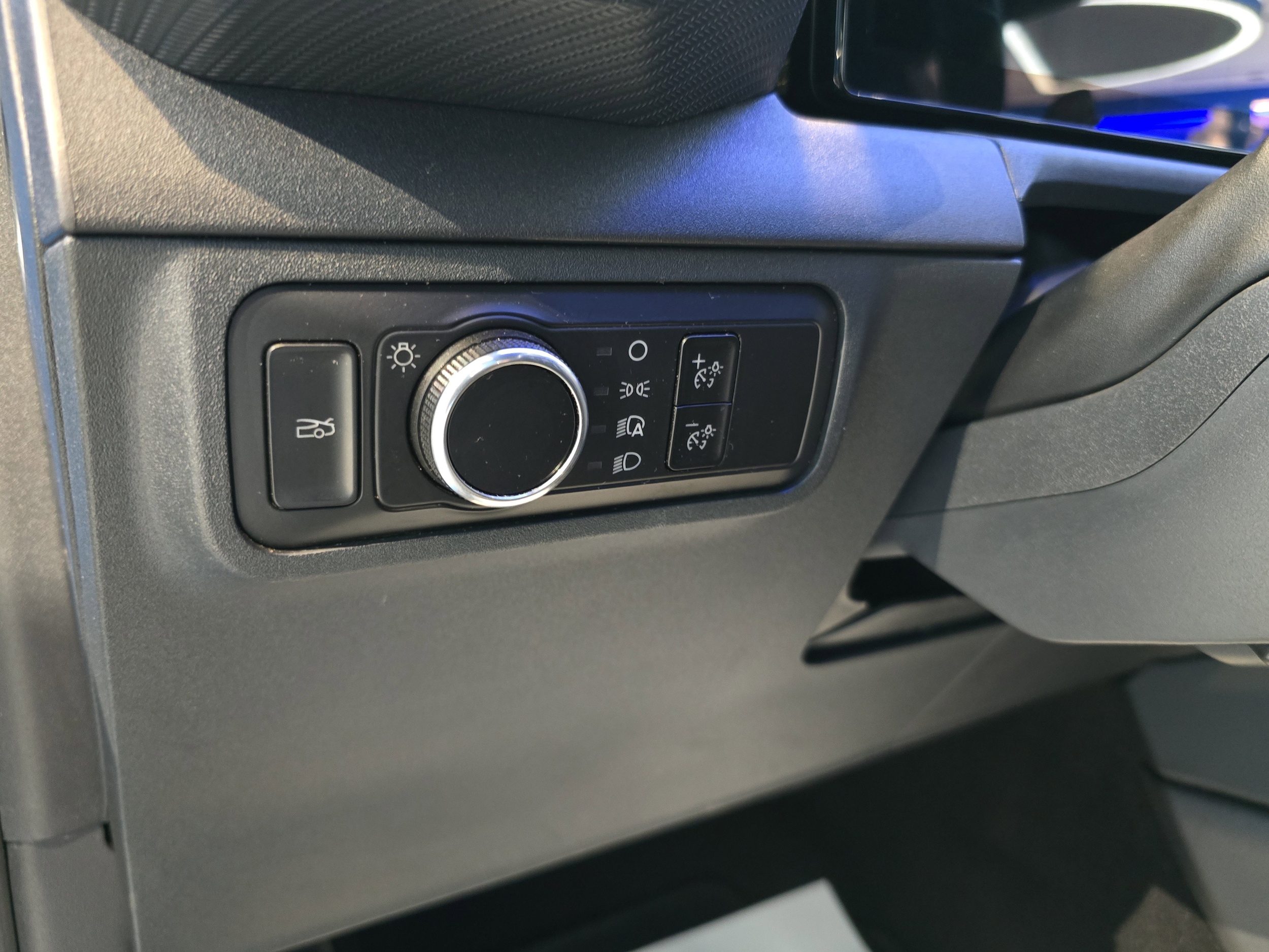 2025 Ford Mustang GT - Photo 17