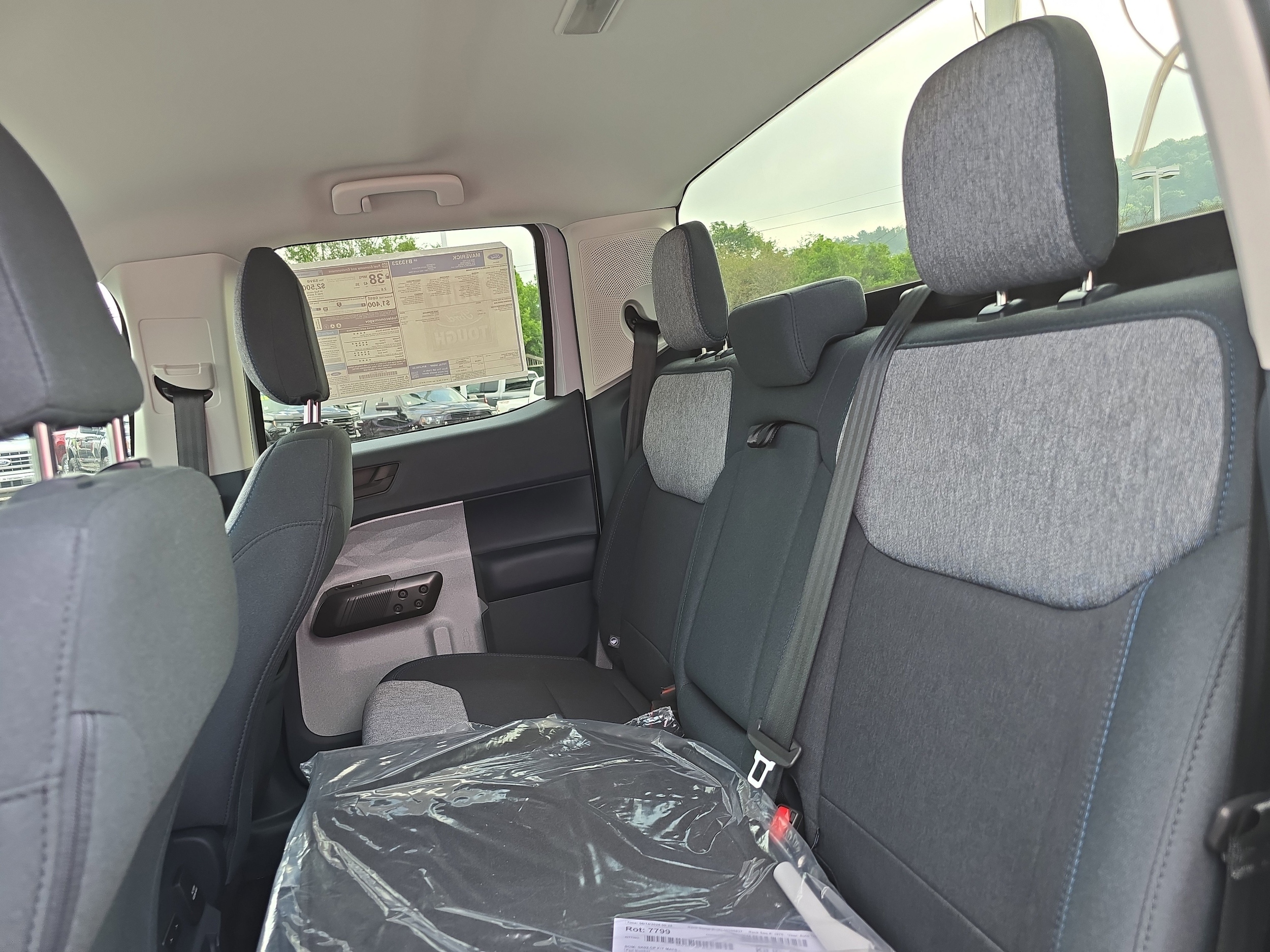 2025 Ford Maverick XLT - Photo 15