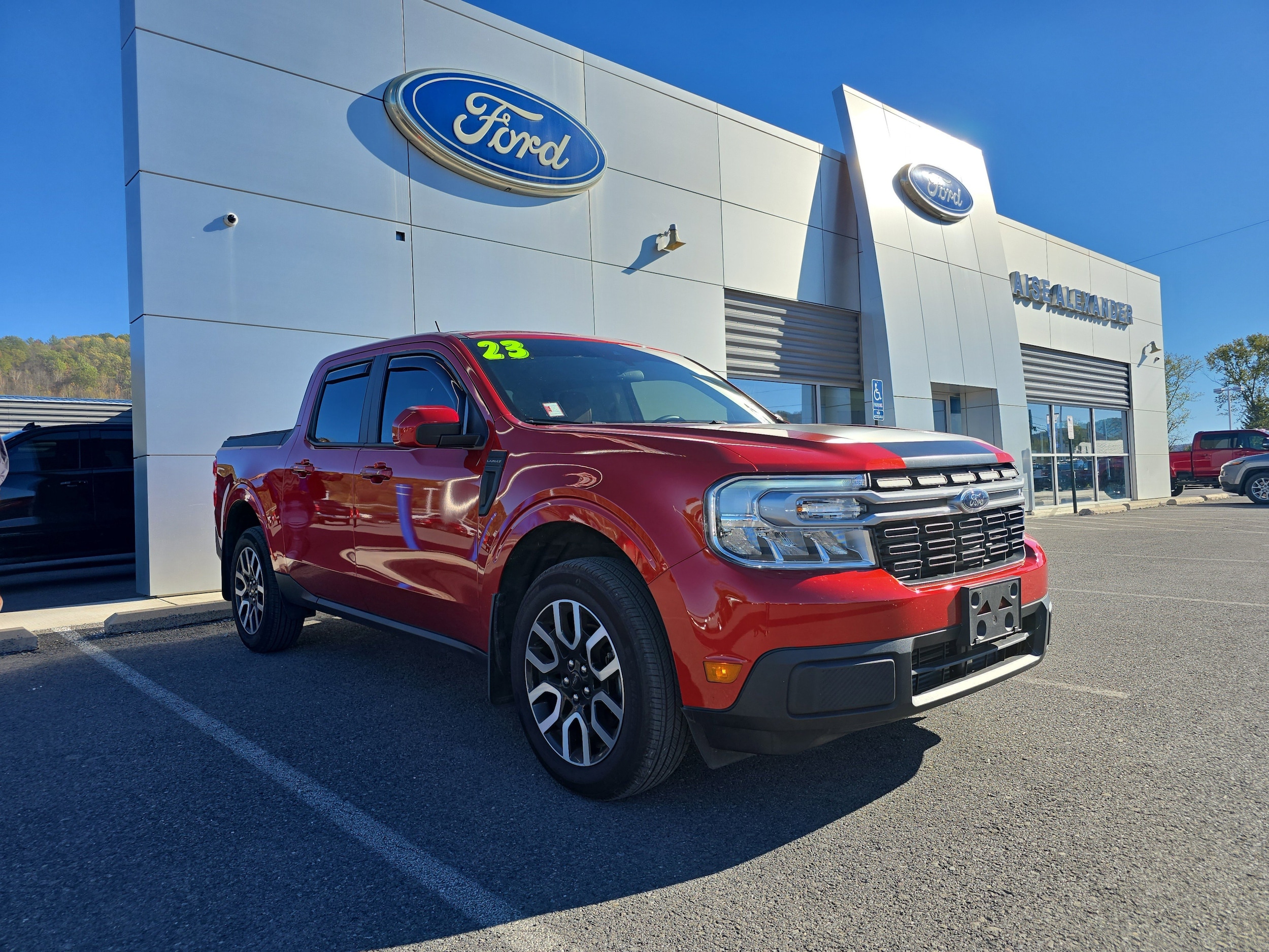 2023 Ford Maverick Lariat's photo