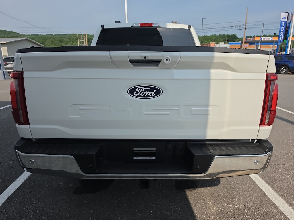 Used 2024 Ford F-150 LARIAT Truck SuperCrew Cab