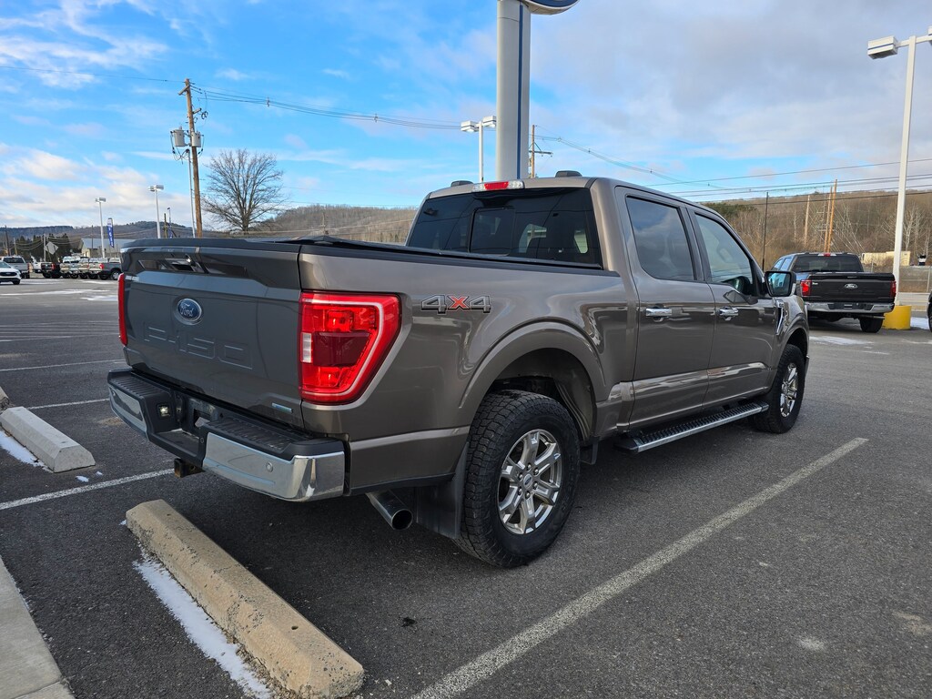 Used 2021 Ford F-150 XLT Truck SuperCrew Cab