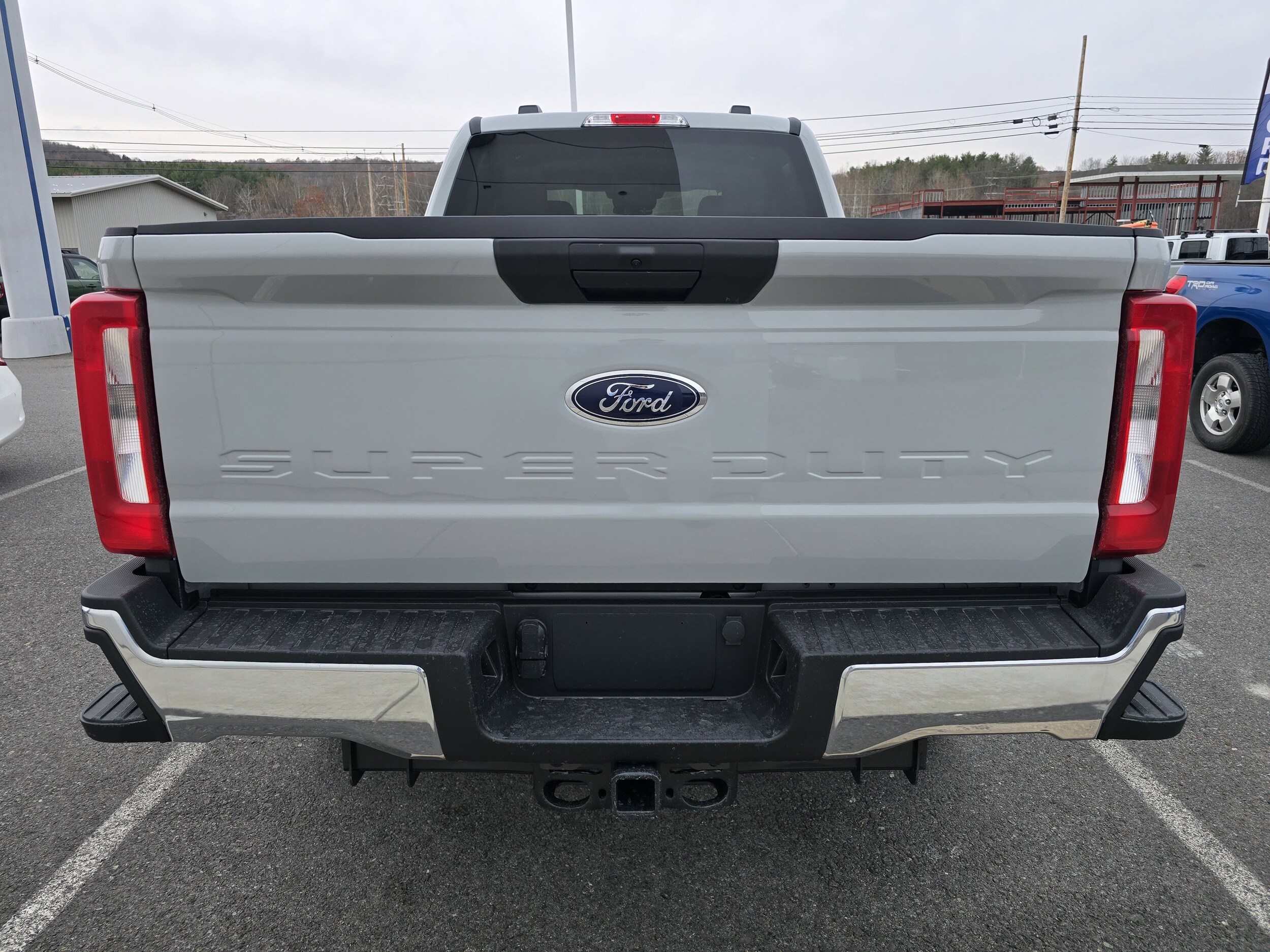 2026 Ford F-250 XLT photo 3