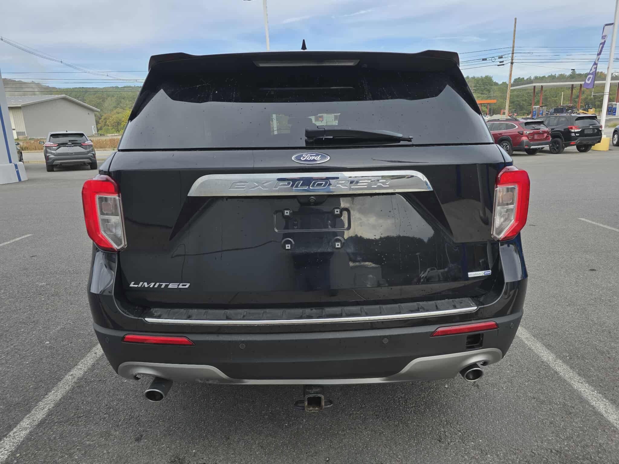 2020 Ford Explorer Limited photo 2