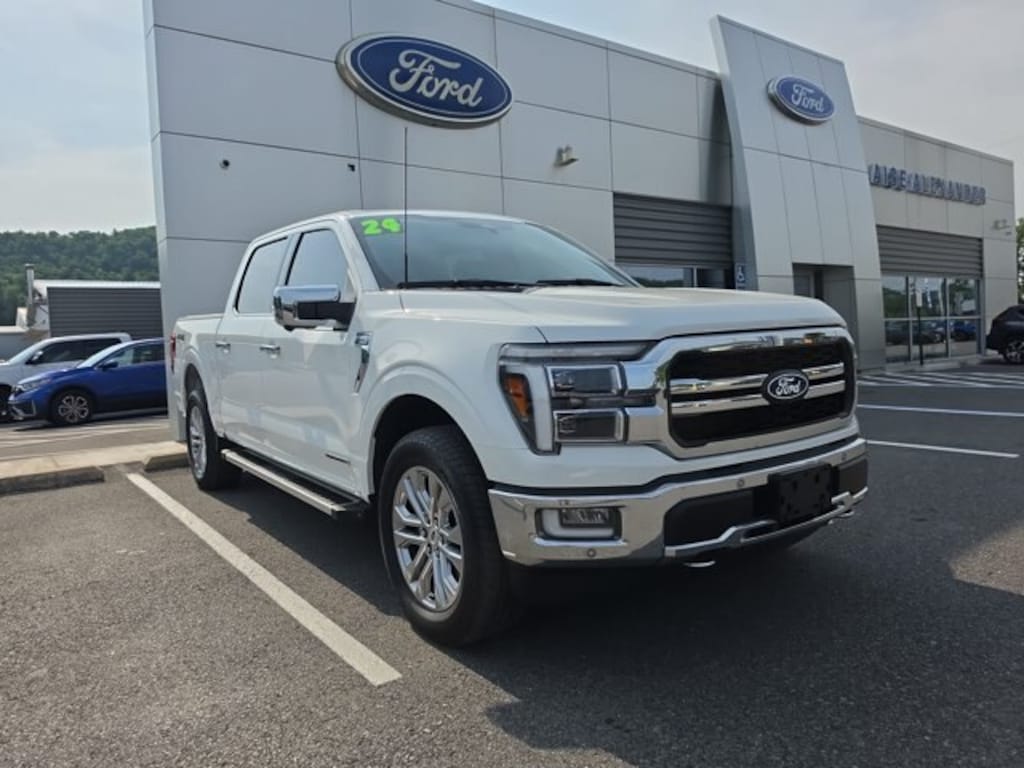 Used 2024 Ford F-150 LARIAT Truck SuperCrew Cab