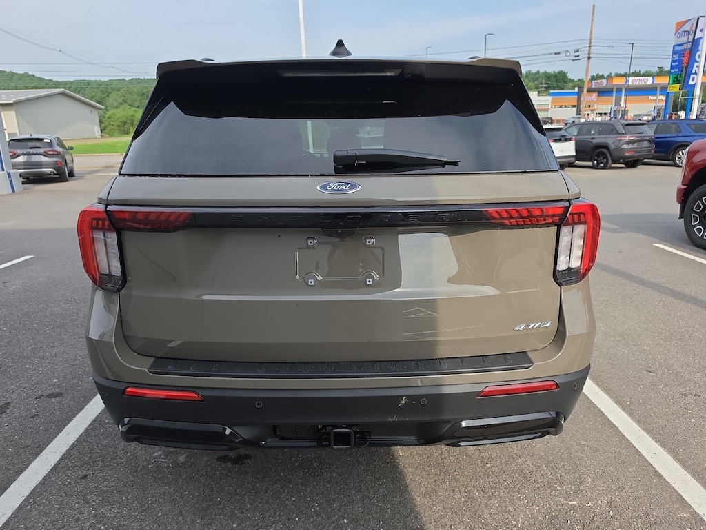 New 2026 Ford Explorer ST-Line SUV