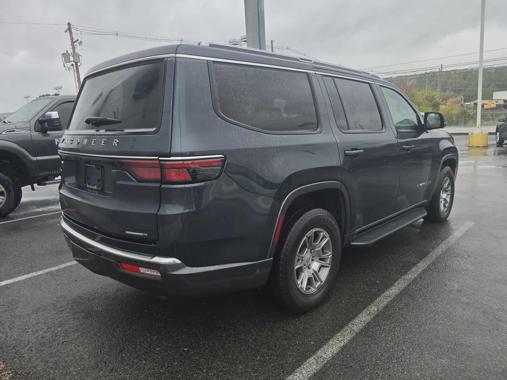 2022 Jeep Wagoneer Series I photo 3