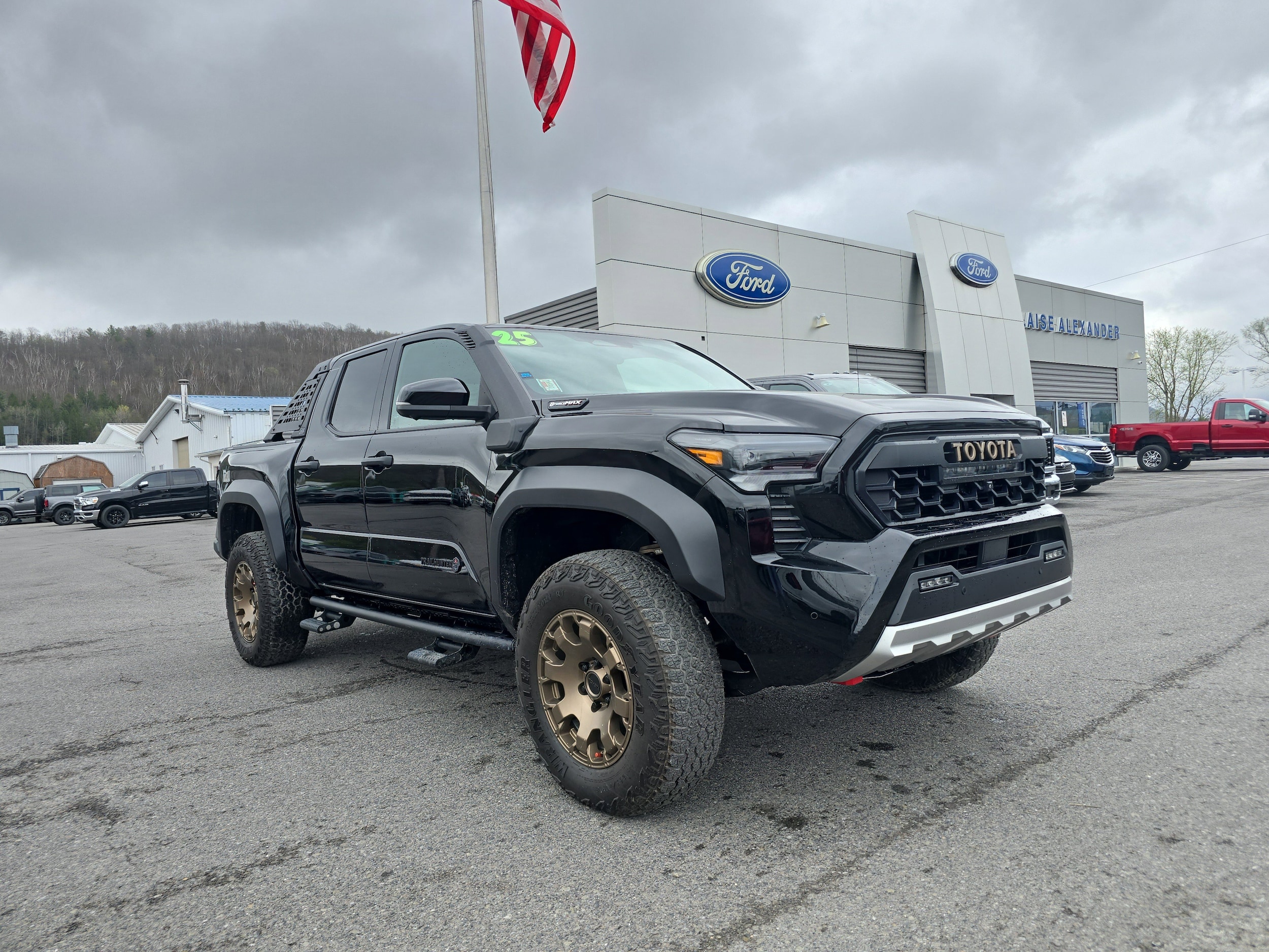 2025 Toyota Tacoma Trailhunter