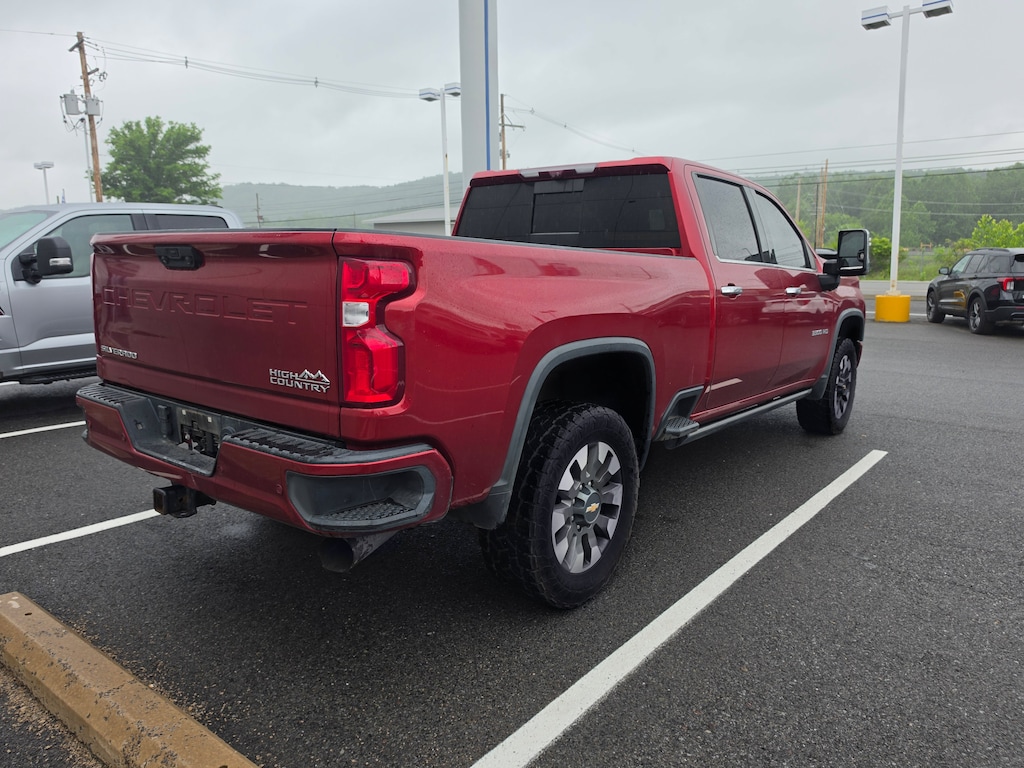 Used 2022 Chevrolet Silverado 3500HD High Country Truck Crew Cab