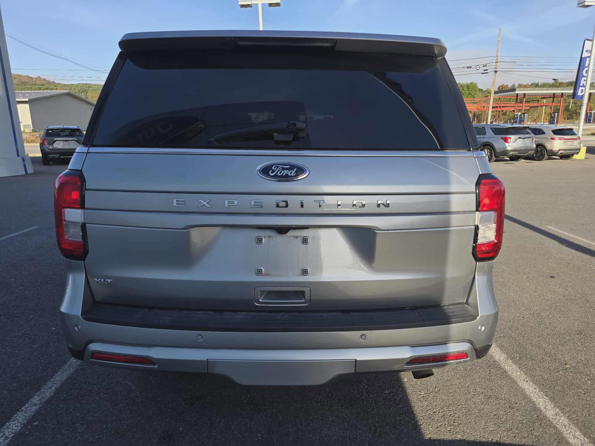 2022 Ford Expedition XLT photo 4