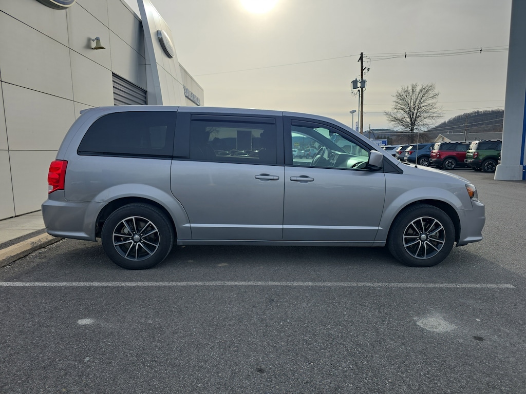 Used 2019 Dodge Grand Caravan SE Plus Van Passenger Van