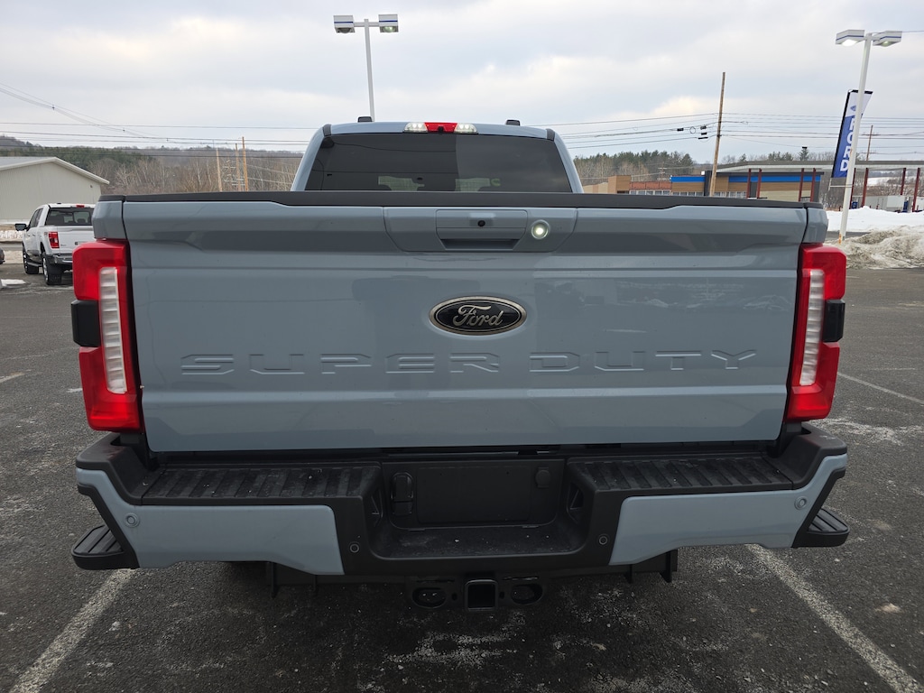 New 2026 Ford Super Duty F-250 LARIAT Truck Crew Cab